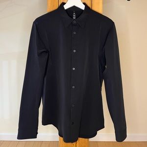 Lululemon black medium long sleeve shirt